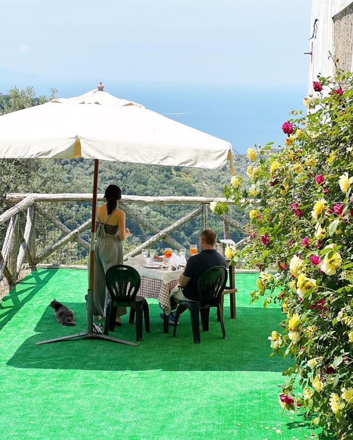 Villa Agriturismo Le Grottelle SantʼAgata sui Due Golfi Exterior foto
