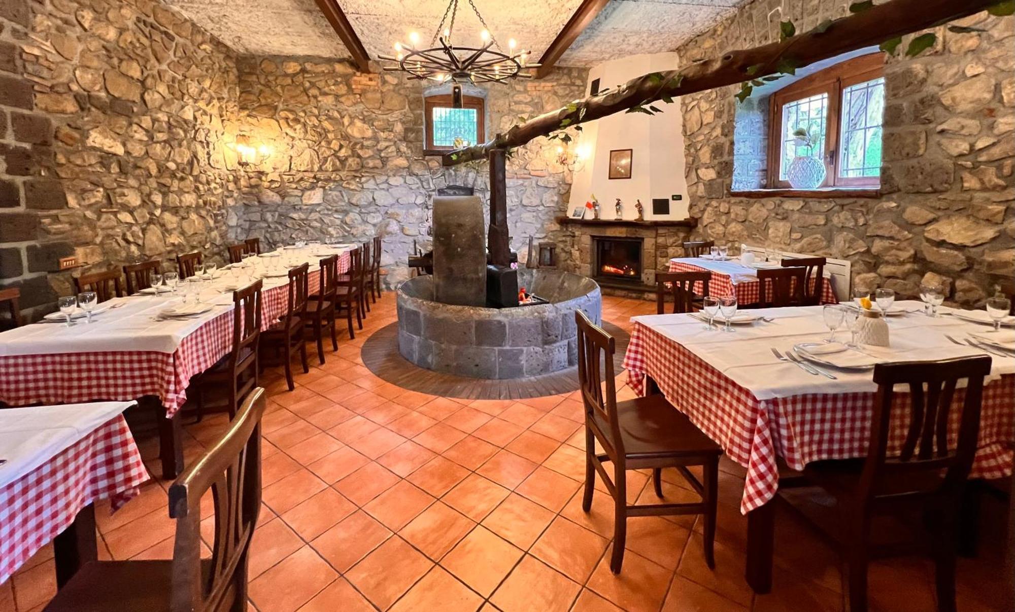Villa Agriturismo Le Grottelle SantʼAgata sui Due Golfi Exterior foto